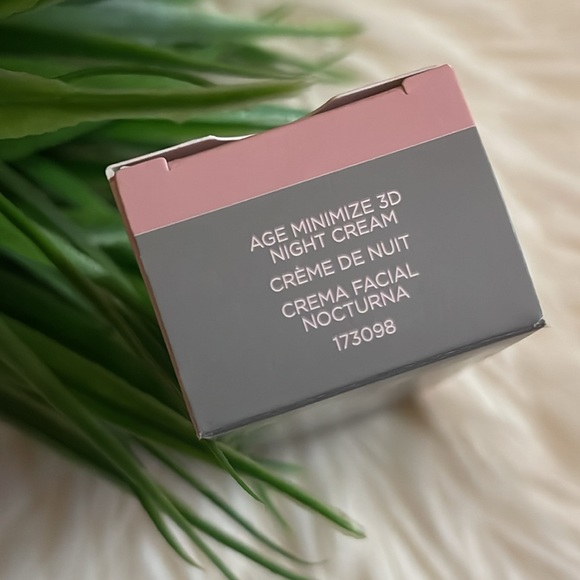 TimeWise Age Minimize 3D Night Cream - Picture 3 of 5